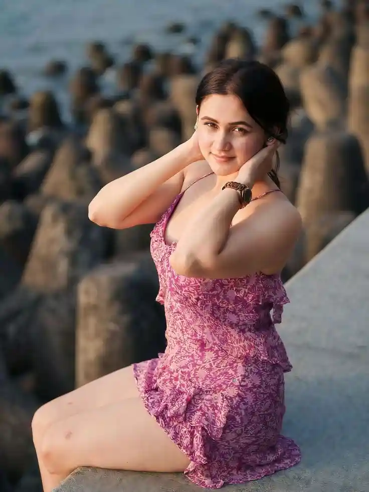 Luxury Surat Escort